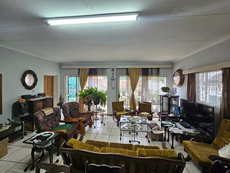 2 Bedroom Apartment in Panorama