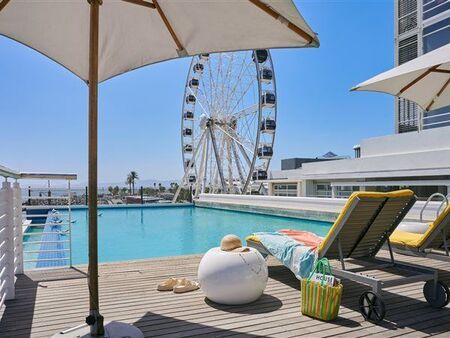 1 Bedroom Apartment in Waterfront