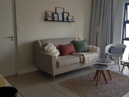 1 Bedroom Apartment in Somerset West Central