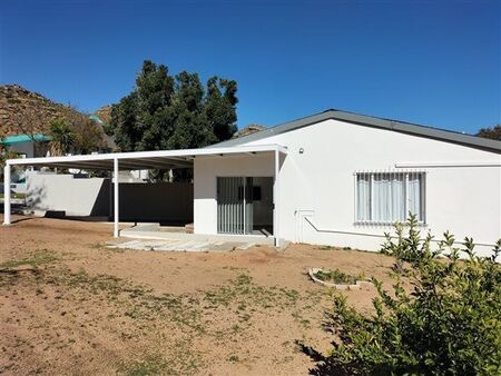 1 Bedroom Apartment in Springbok