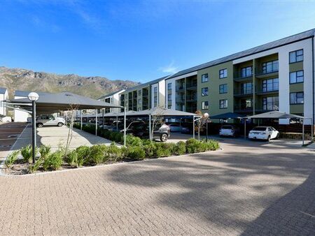2 Bedroom Apartment in Mountainside