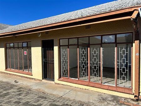 1 Bedroom Apartment in Aviary Hill