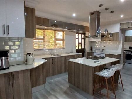 4 Bedroom House in Forest Hills