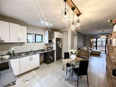 2 Bedroom Apartment in Red Hill