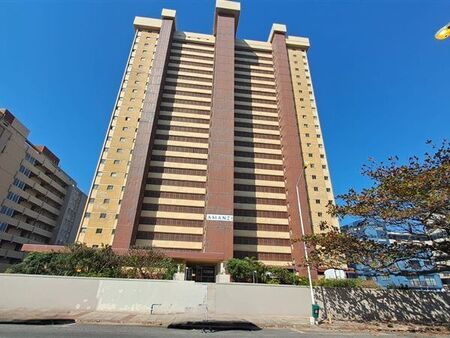 2 Bedroom Apartment in Amanzimtoti