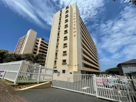 2 Bedroom Apartment in Amanzimtoti