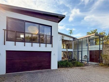 4 Bedroom House in Simbithi Estate