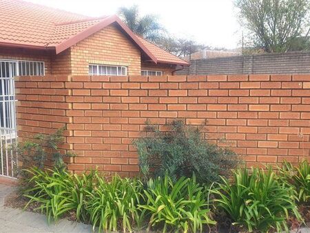 3 Bedroom Townhouse in Equestria
