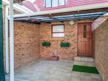 3 Bedroom Apartment in George South