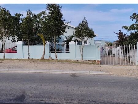 3 Bedroom House in Pacaltsdorp