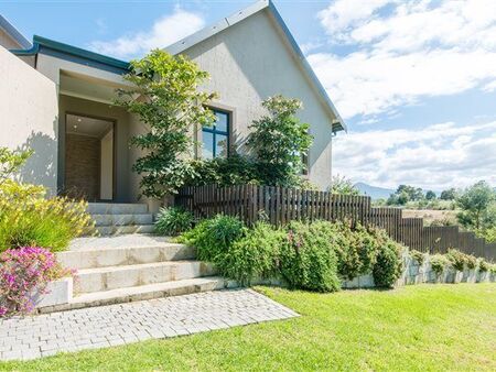 3 Bedroom House in Kraaibosch