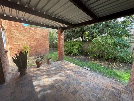 2 Bedroom Apartment in Bloubergrant