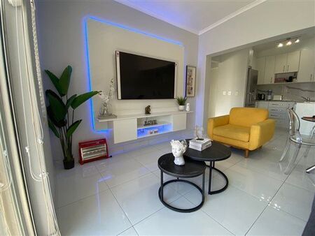 2 Bedroom Apartment in Parklands