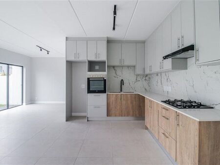 3 Bedroom Townhouse in Sandown