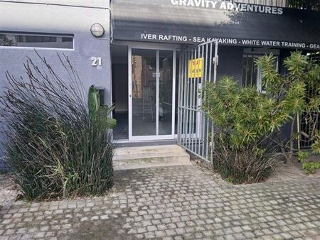 3 Bedroom House in Claremont
