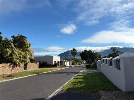 2 Bedroom House in Capri