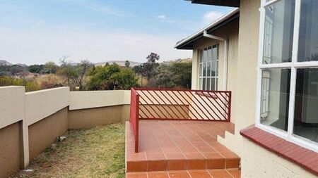 3 Bedroom townhouse - sectional to rent in Geelhoutpark, Rustenburg