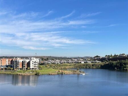 2 Bedroom Apartment in Waterkloof Ridge