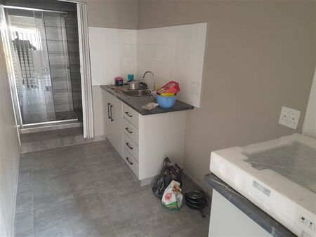Studio apartment in Capital Park