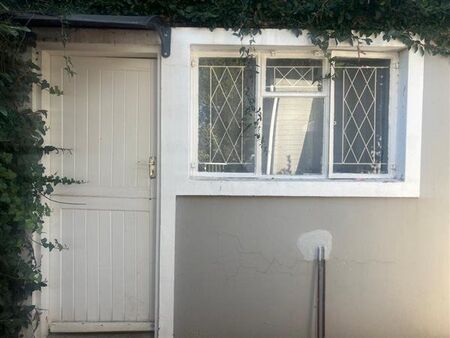 1 Bedroom Apartment in Parkhurst
