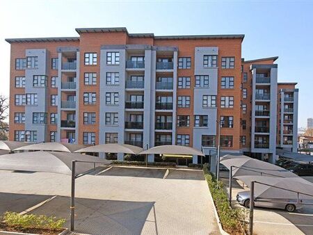 2 Bedroom Apartment in Kensington