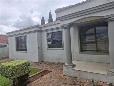 3 Bedroom House in Terenure