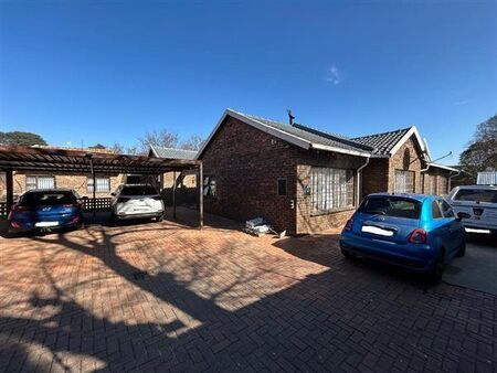 4 Bedroom House in Eastleigh