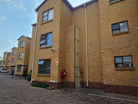 2 Bedroom Apartment in Farrarmere