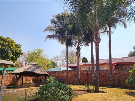 3 Bedroom House in Valhalla