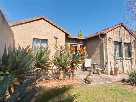 2 Bedroom Townhouse in Eldoraigne