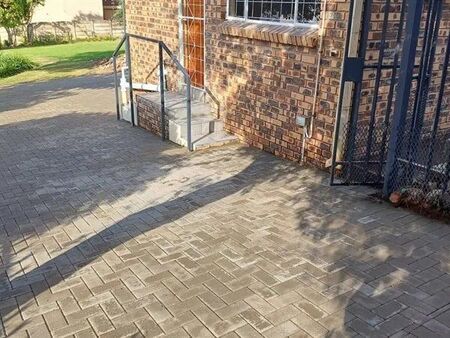 1 Bedroom Apartment in Ficksburg