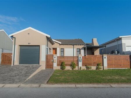 3 Bedroom House in Salisbury Park
