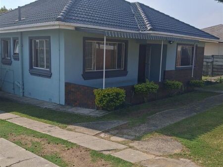 3 Bedroom House in Greenfields