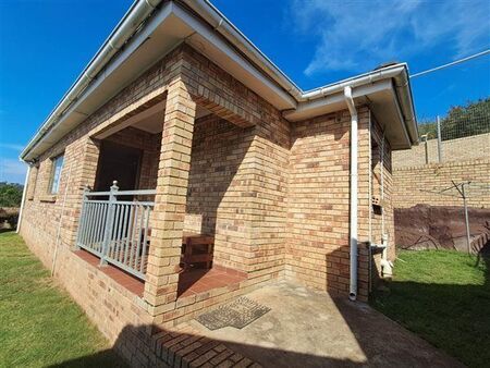 3 Bedroom Townhouse in Gonubie