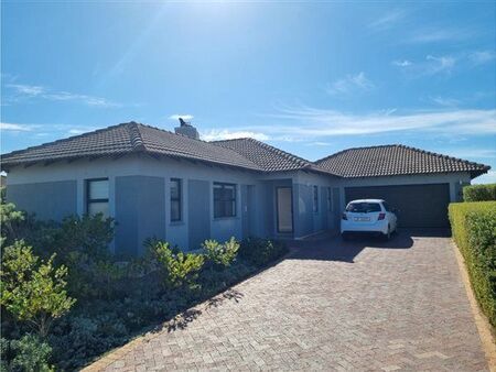 3 Bedroom House in Langebaan Country Estate