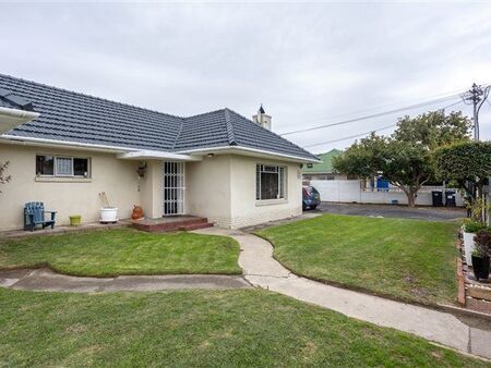 3 Bedroom House in Pinelands