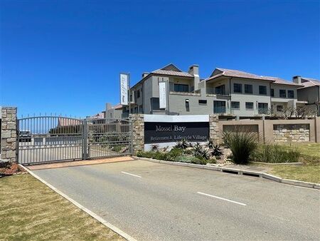 2 Bedroom House in Dana Bay