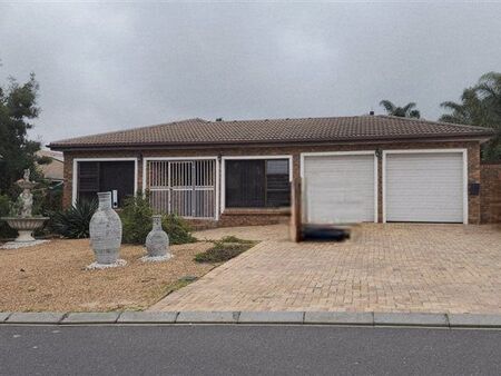 3 Bedroom House in Vredekloof