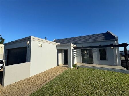 3 Bedroom House in Kelderhof Country Village