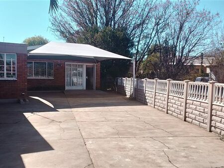 2 Bedroom Flat in Kuruman
