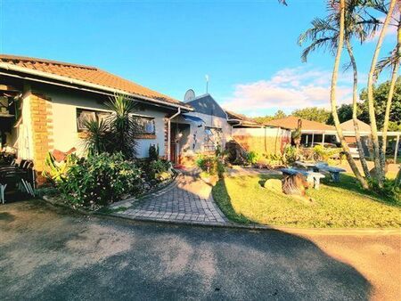 4 Bedroom House in Veld En Vlei