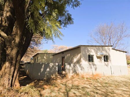2 Bedroom Apartment in Magaliesburg
