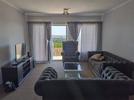 2 Bedroom House in La Montagne