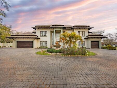 7 Bedroom House in Zambezi Country Estate