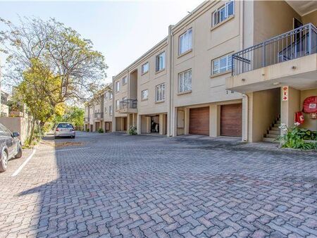 2 Bedroom Apartment in Hyde Park