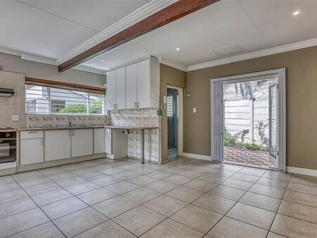 1 Bedroom Apartment in Bryanston