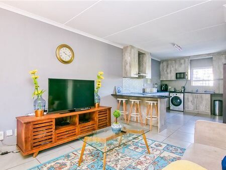 2 Bedroom Apartment in Bryanston