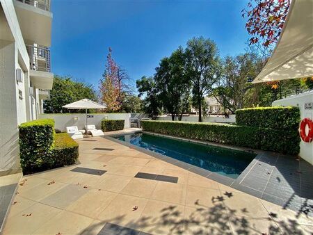1 Bedroom Apartment in Rosebank