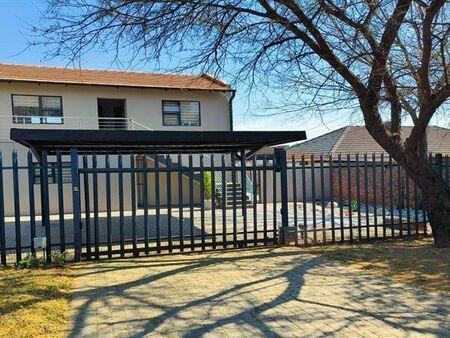 Bachelor apartment in Cresta