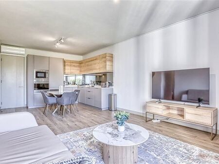 2 Bedroom Apartment in Rosebank